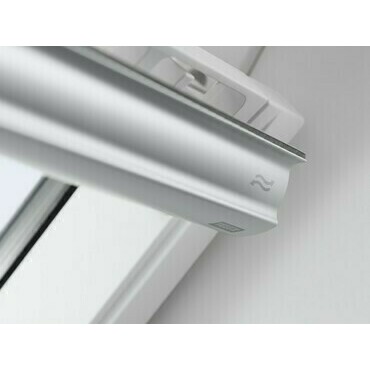Okno střešní kyvné Velux GLU 0061 MK06 78×118 cm
