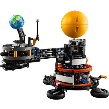 LEGO® Technic – Planeta Země a Měsíc na oběžné dráze