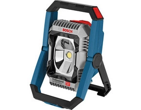 Reflektor LED AKU Bosch GLI 18V-2200 C Pro (bez AKU)