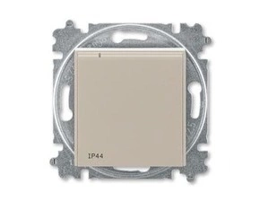 Zásuvka 230 V jednonásobná ABB Levit s víčkem IP 44 macchiato/bílá