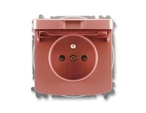 Zásuvka 230 V jednonásobná ABB Tango s víčkem vřesová červená