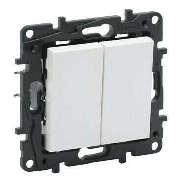 Přepínač sériový řazení 5 Legrand Niloé Step bílá