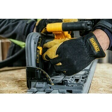 Pila kotoučová AKU DeWALT DCS520NT