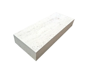 Schod betonový Presbeton VERTO 1 reliéfní slonovinová 400×1 000×150 mm