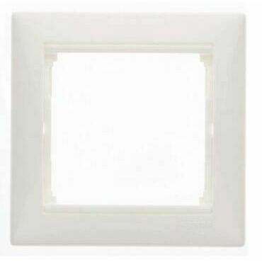 Rámeček Legrand Valena jednonásobný bílá