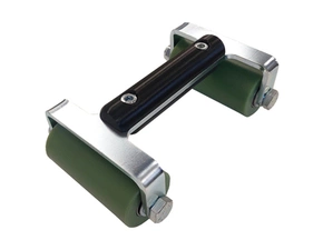 Váleček přítlačný na spoje samolepicích pásů