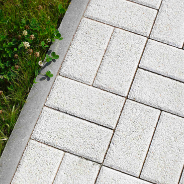 Obrubník betonový BEST PARKAN V standard přírodní 50x1000x300 mm