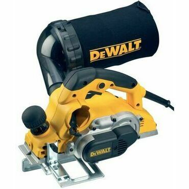 Hoblík elektrický DeWALT D26500