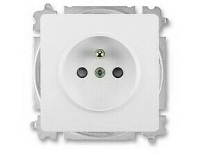 Zásuvka 230 V jednonásobná ABB Swing bílá