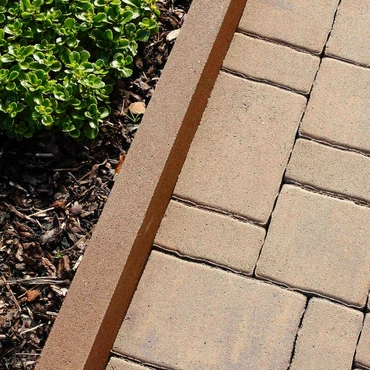 Obrubník betonový BEST PARKAN V standard karamelový 50x1000x300 mm