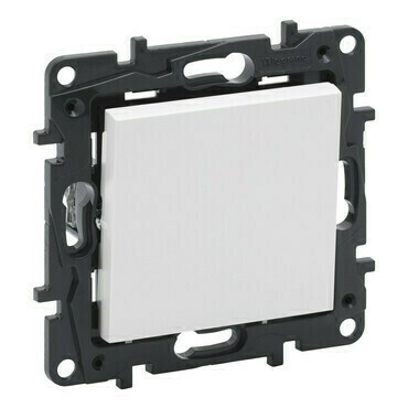 Tlačítko řazení 1/0 Legrand Niloé Step bílá