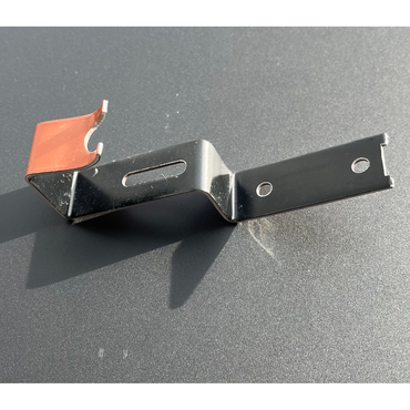 Příchytka hřebenáče Creaton BZ červená