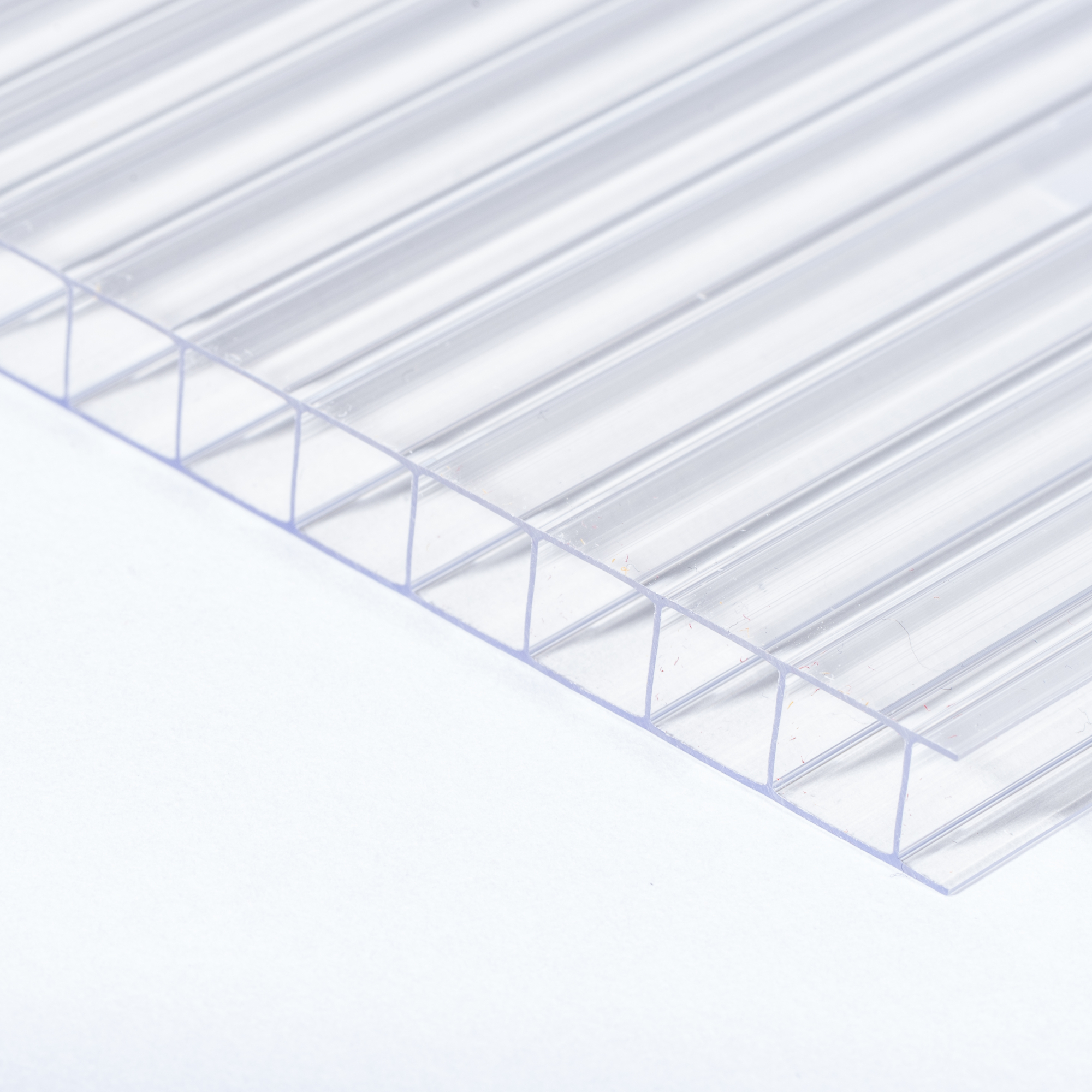 Deska polykarbonátová dutinková ULTRAPLAST 10 2H 1UV čirá 2 100×4 000 mm