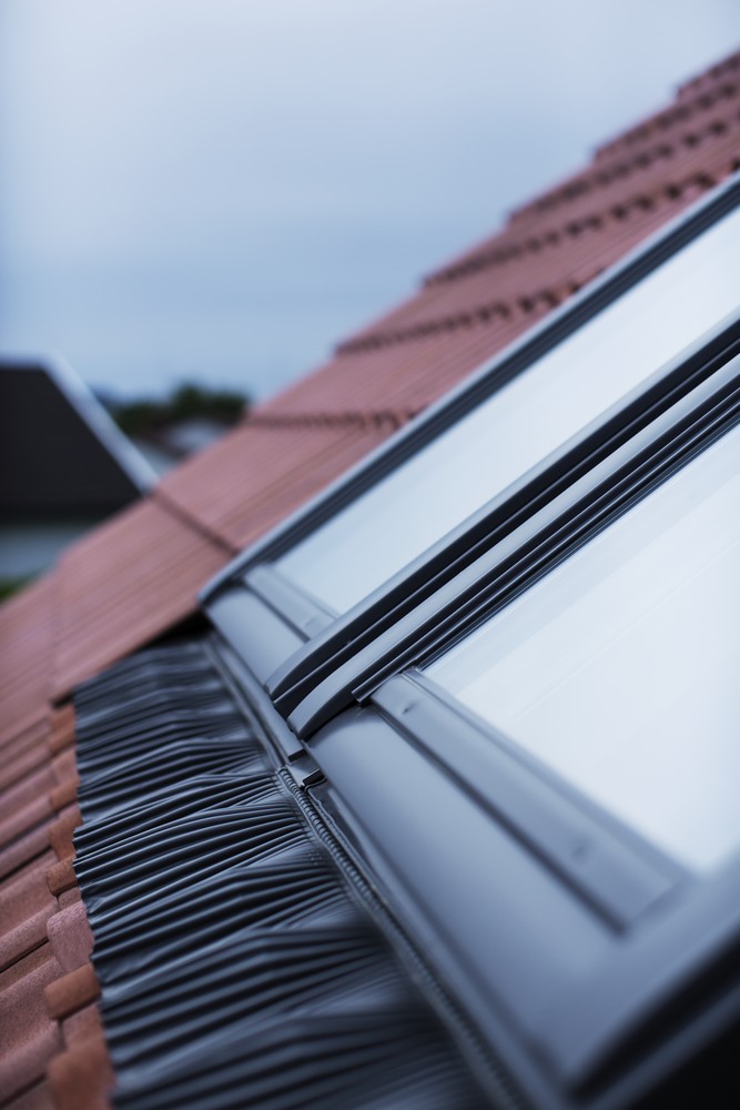 Lemování kombi Velux EKW 0001G MK06 na profilovanou střešní krytinu