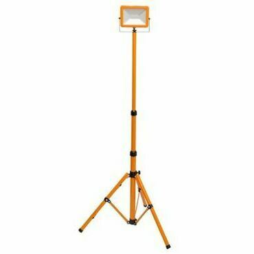 Reflektor LED IP65 so stojanom