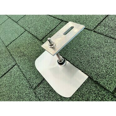 Držiak fotovoltických panelov IKO na šindľovej streche