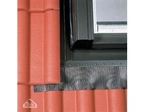 Hliníkové lemovanie okna so zatepľovacím blokom ROTO EDH 074/098 Rx200