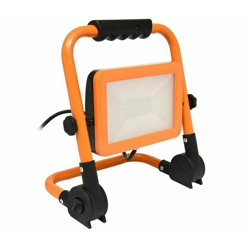 E-shop Reflektor LED IP65 so stojanom 100 W