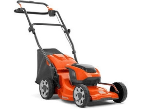 Akumulátorová kosačka Husqvarna LC 137i s nabíjačkou a akumulátormi