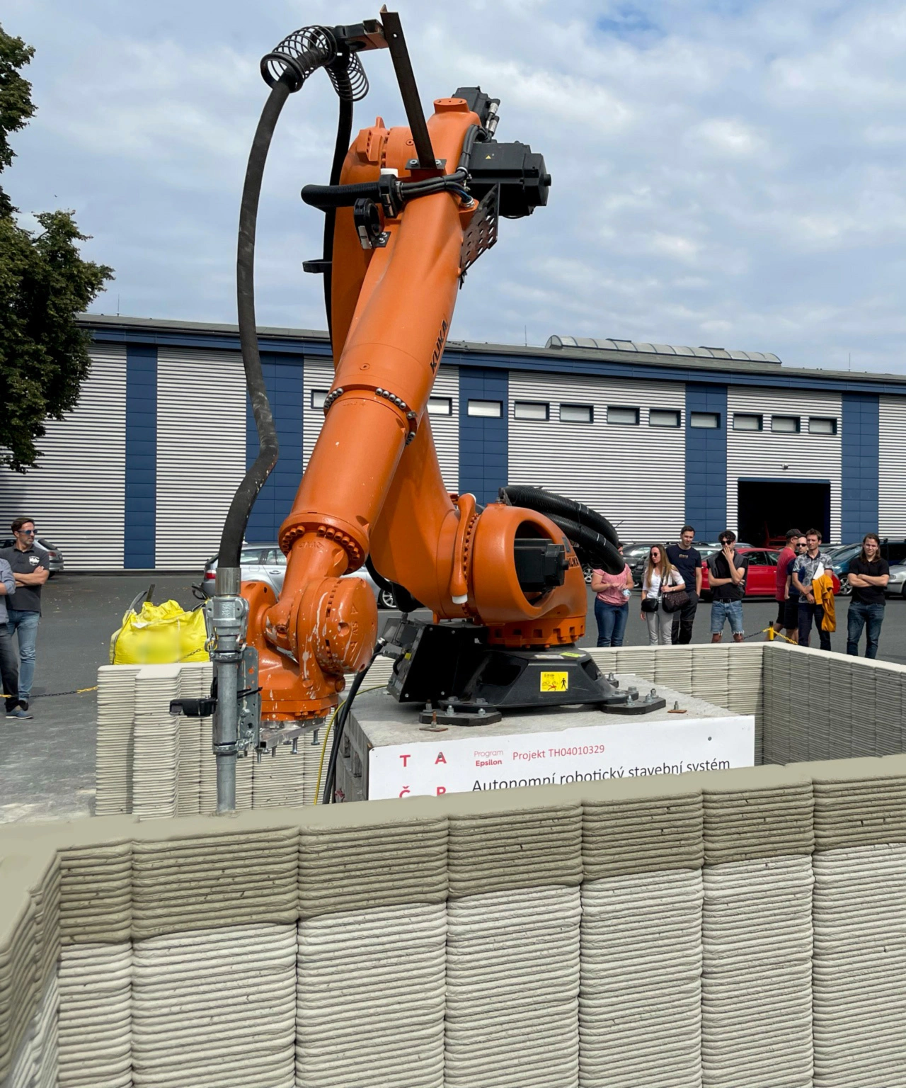 DEKMATIC – robotická výstavba budoucnosti